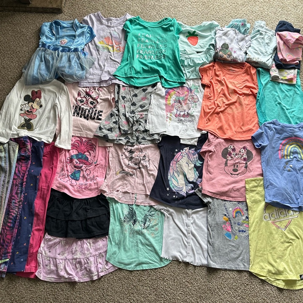 Toddler girl 4T  bundle of summer  clothes